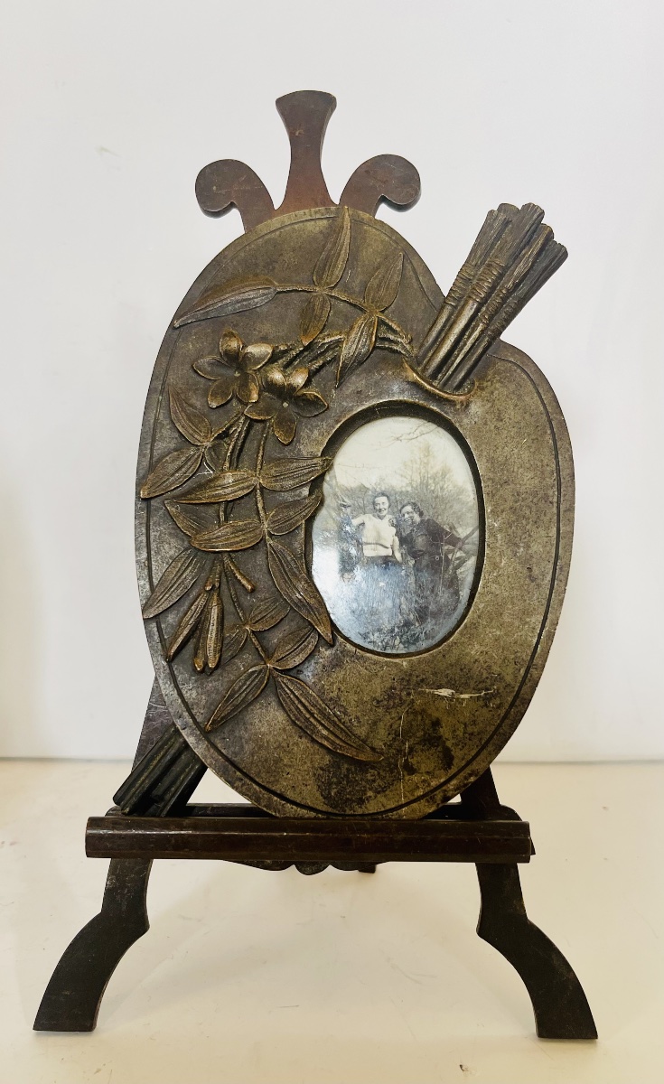 Pair Of Bronze Frames. -photo-2